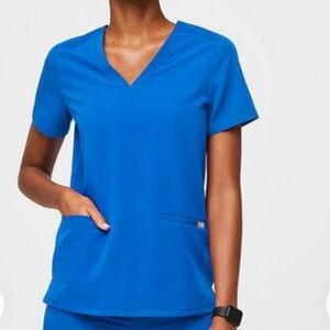 Figs Casma three-pocket scrub top
